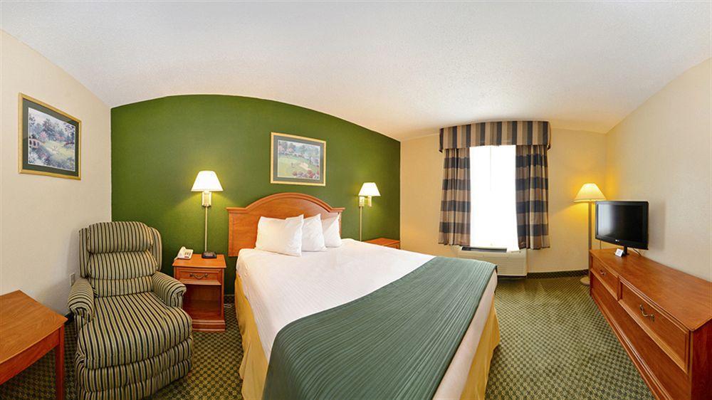 Americas Value Hotel 2*
