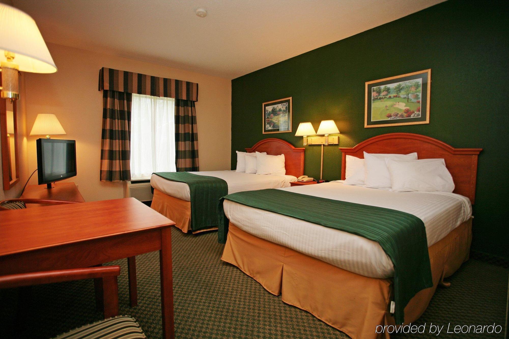 Americas Value Hotel 2*