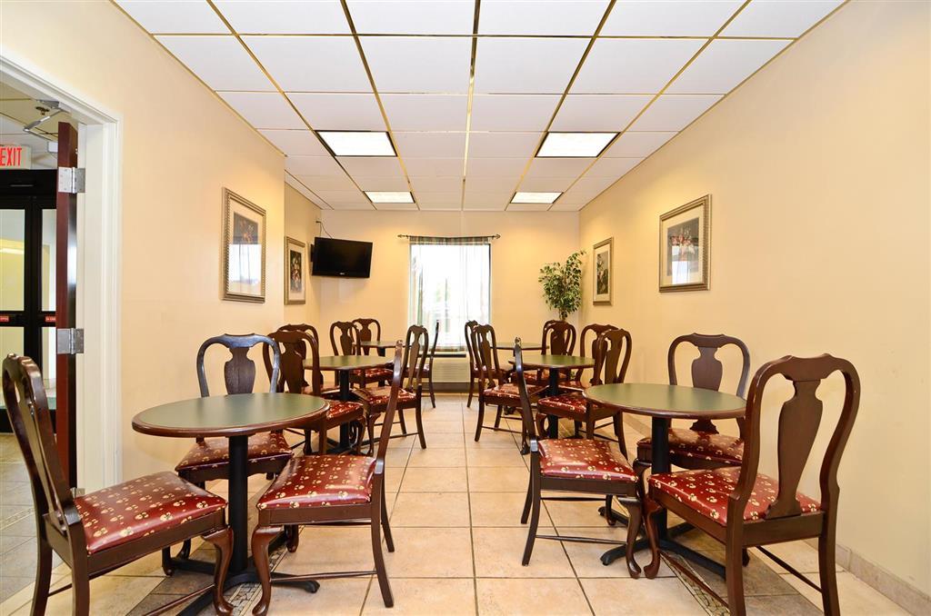 Americas Value Hotel